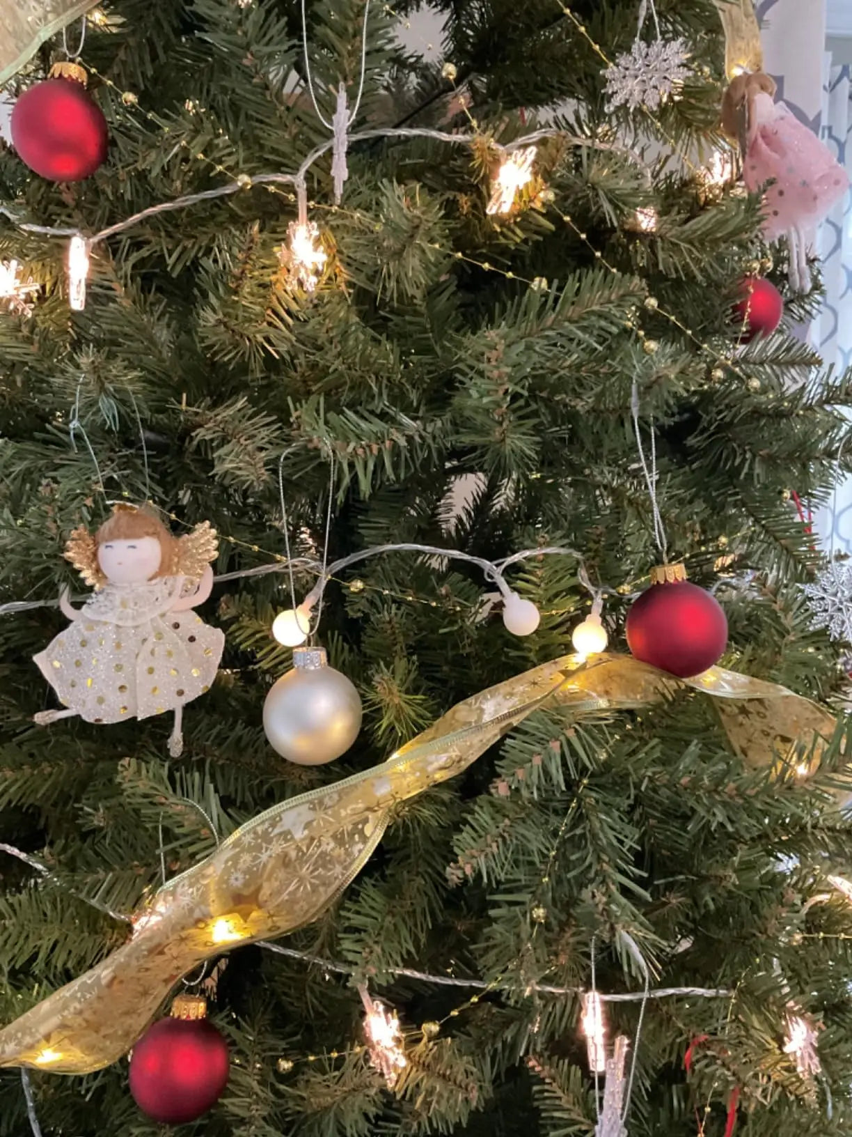 Sparkling Festive Bead Garland